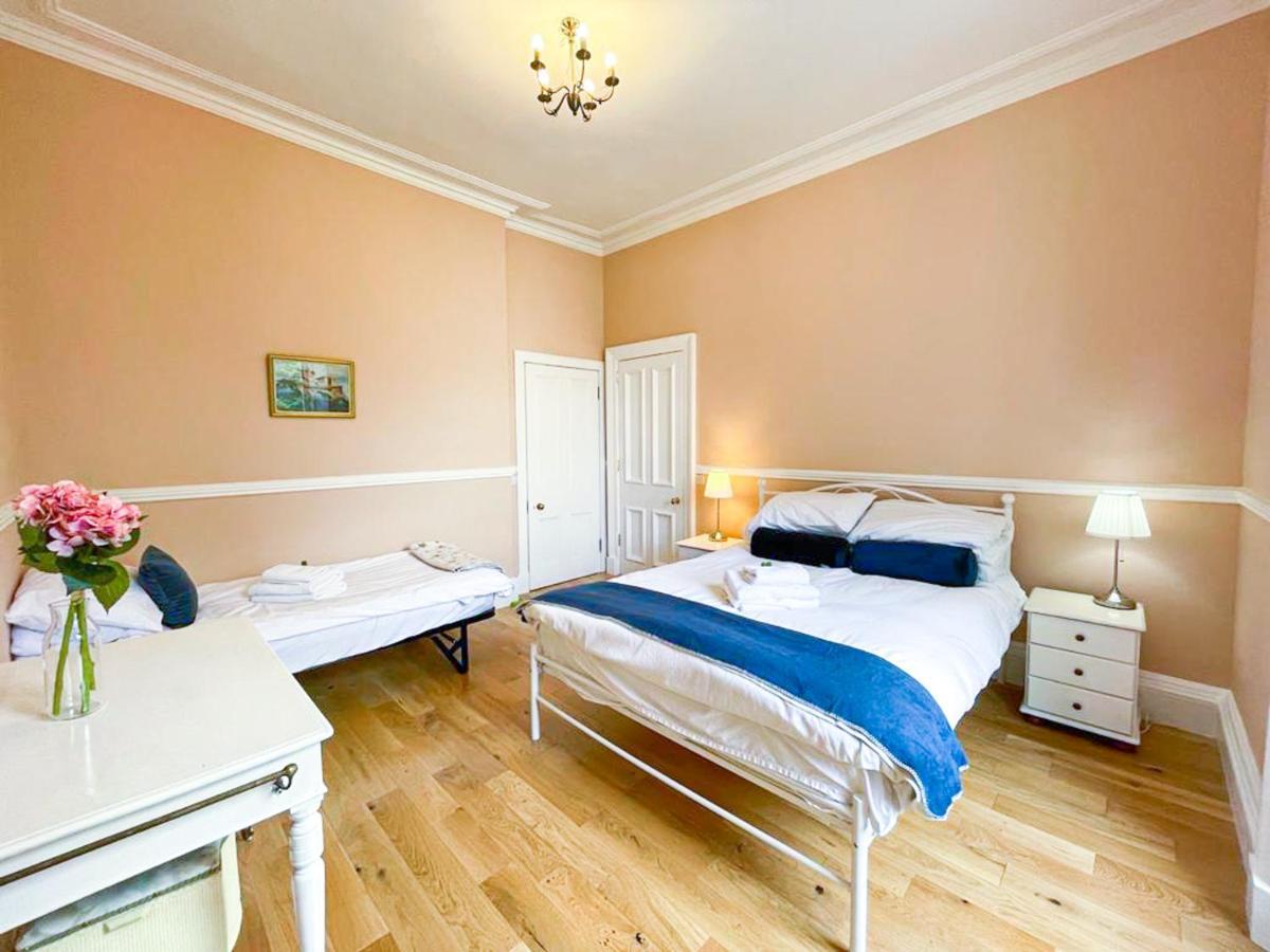 Remarkable 5Br Townhouse With Garden, Sleeps 12 Edynburg Zewnętrze zdjęcie