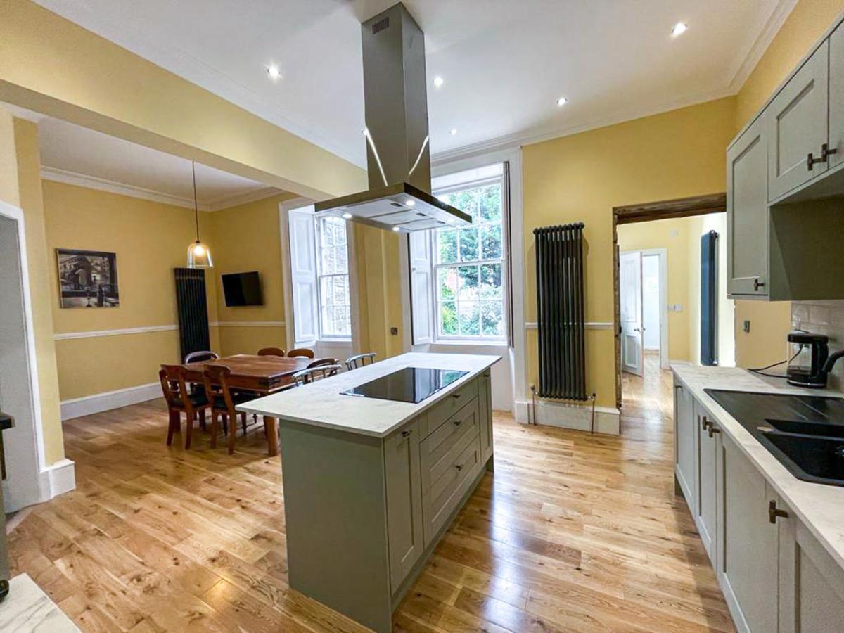 Remarkable 5Br Townhouse With Garden, Sleeps 12 Edynburg Zewnętrze zdjęcie